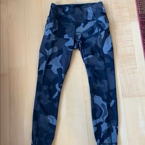 Athleta Camo Contenders